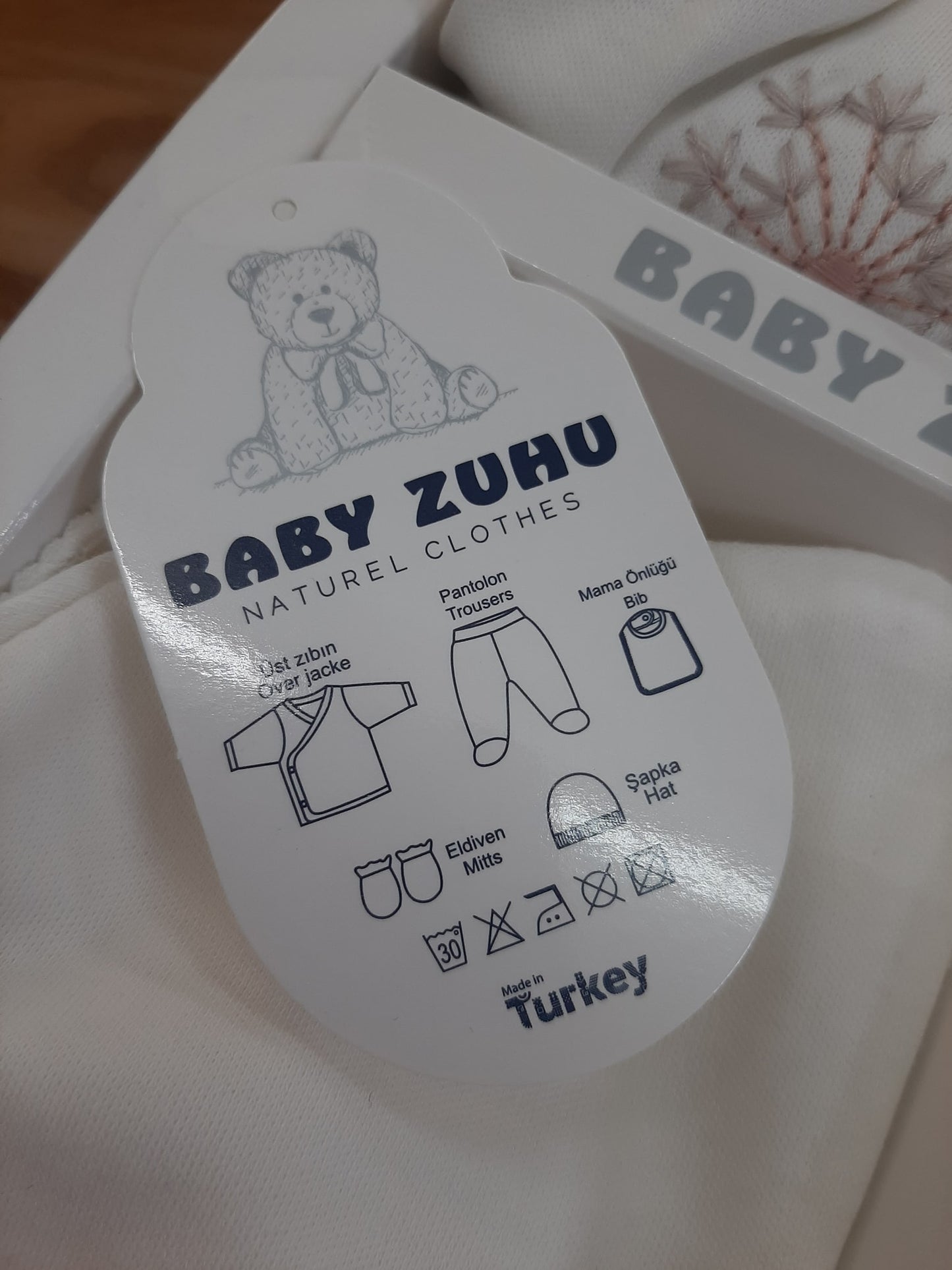 BABY SET ZA IZLAZAK IZ RODILIŠTA